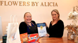 Read more about the article Flowers by Alicia – Business of the Month August 2022